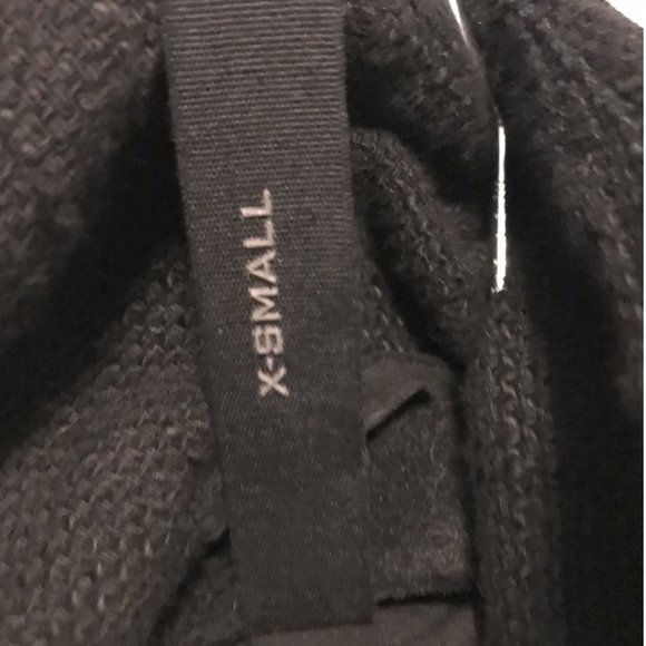 Oversized Draping Knitted Cloak Coat with Frayed - Picture 13 of 15